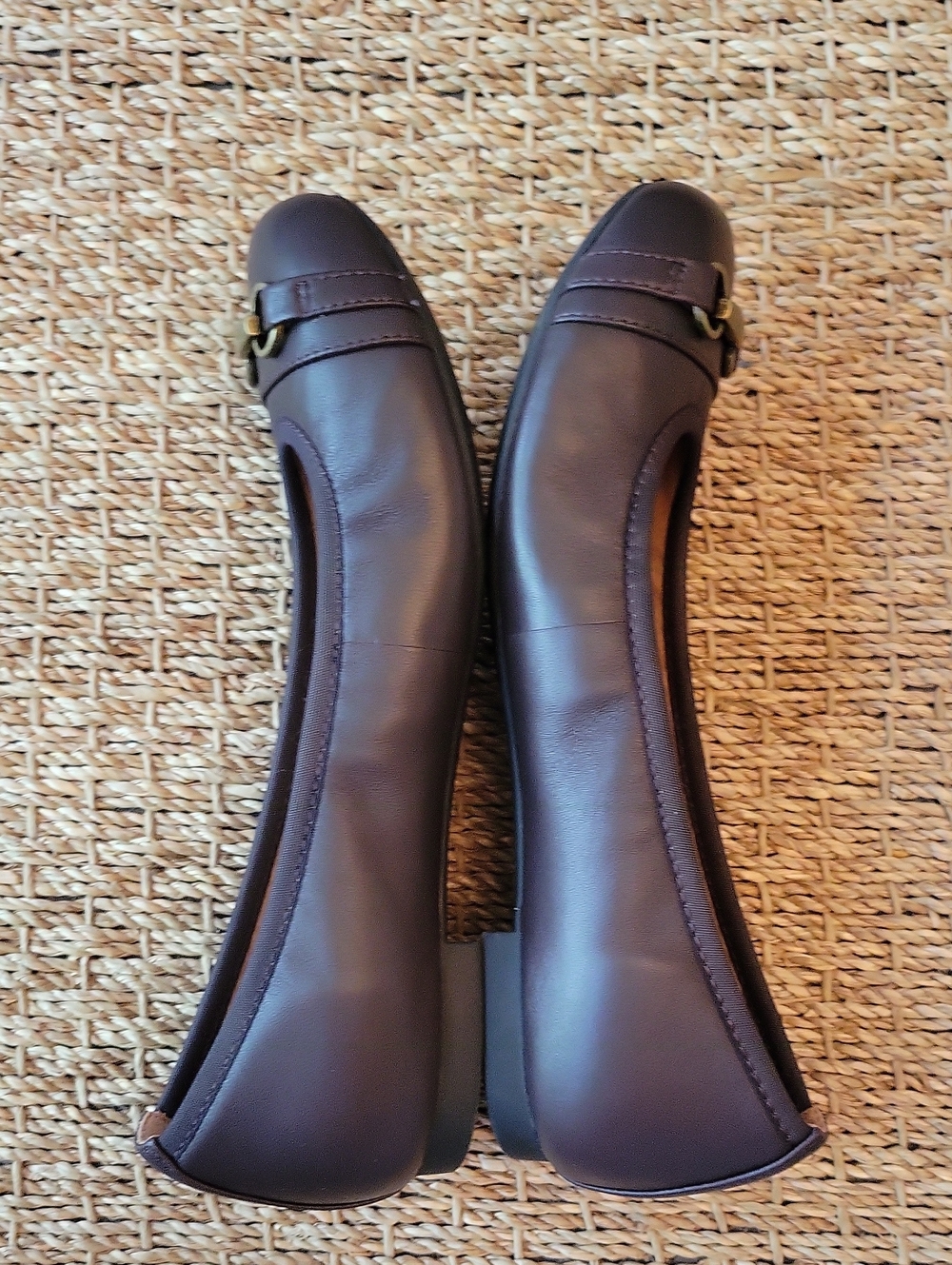 Vionic Brown Delanie Leather Flats With Rounded Toe. Size 6.5 - Picture 6 of 9